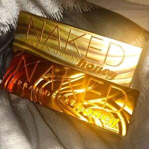 Urban decay honey pallet (NAKED)